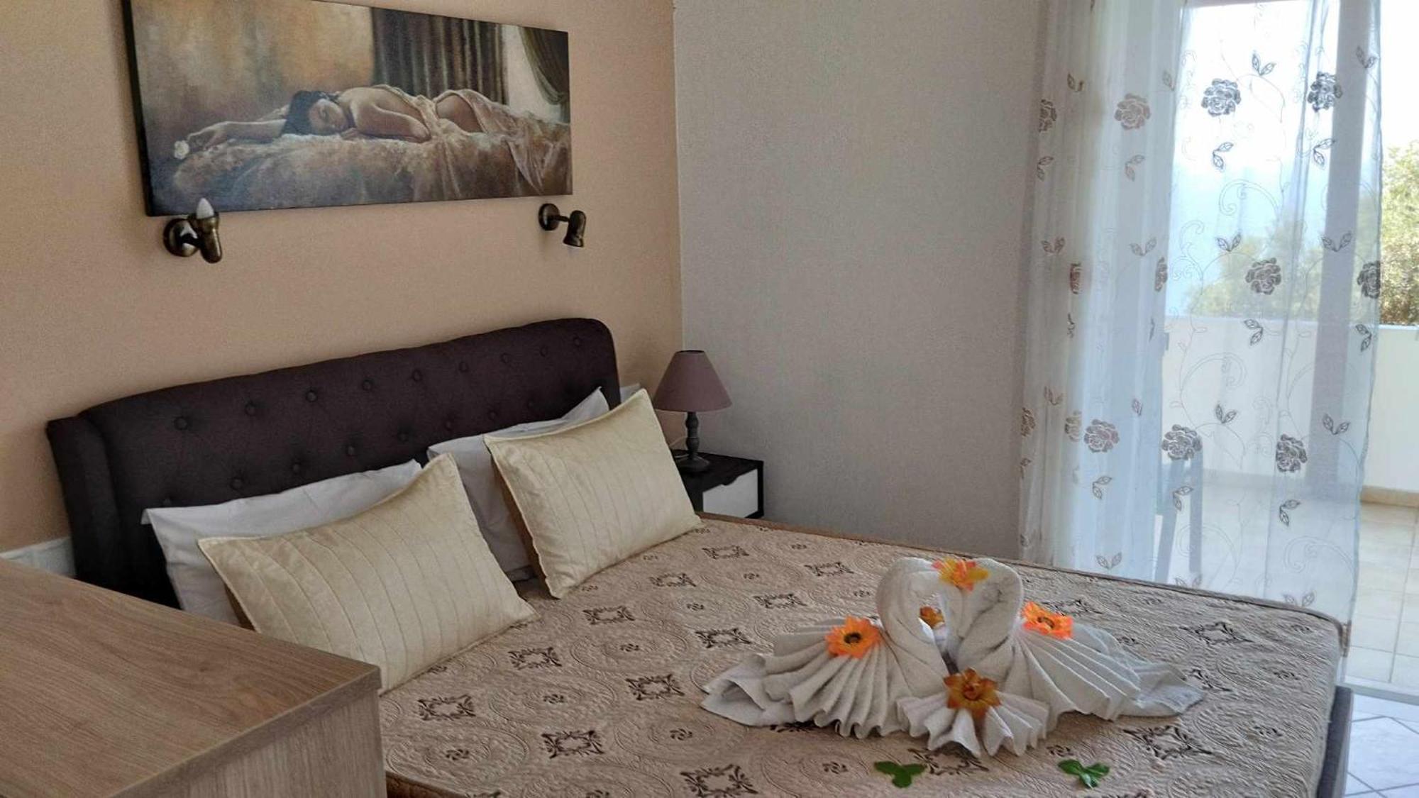 Golden Sun Apartments Rodakino Exteriér fotografie
